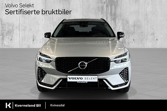 Volvo XC60 2 of 30