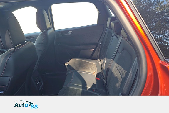 Ford Kuga 10 of 13