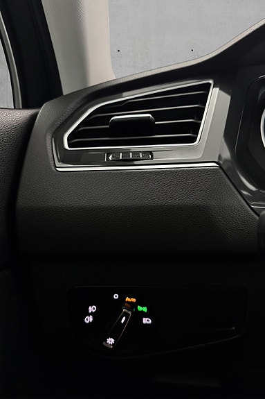 Volkswagen Tiguan 29 of 30