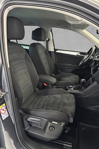 Volkswagen Tiguan 15 of 30