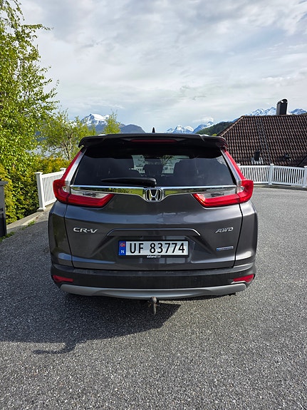 Honda CR-V 7 of 9