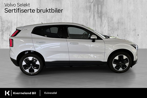 Volvo EX30 4 of 29