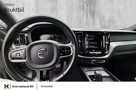 Volvo XC60 16 of 25