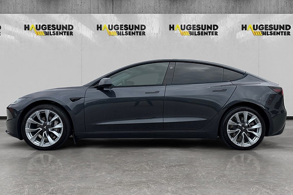 Tesla Model 3 5 of 19
