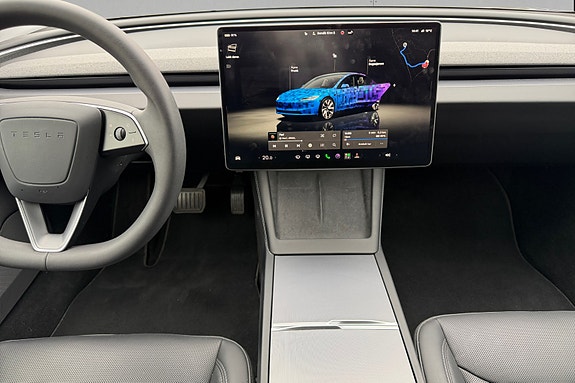Tesla Model 3 10 of 19