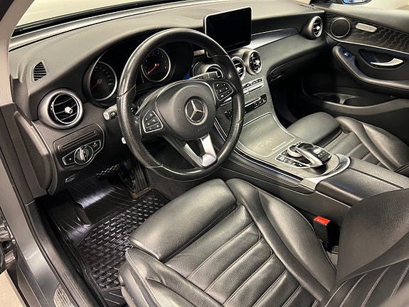 Mercedes-Benz GLC350 e 10 of 30