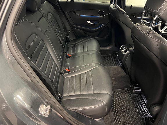 Mercedes-Benz GLC350 e 8 of 30