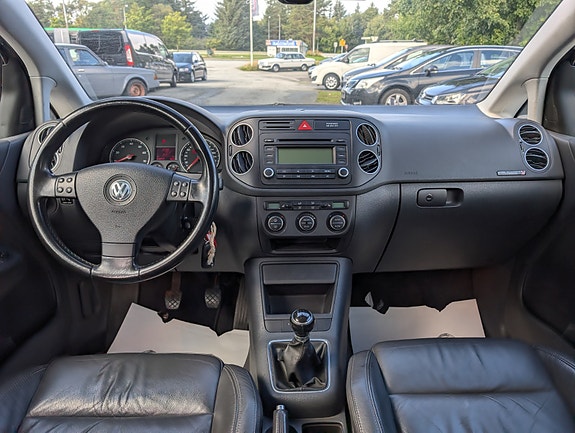 Volkswagen Golf Plus 9 of 28