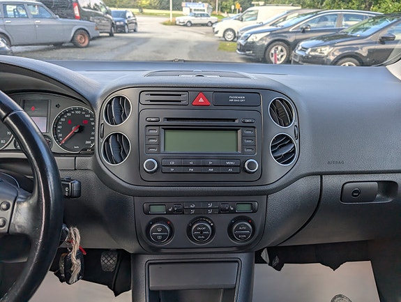 Volkswagen Golf Plus 11 of 28