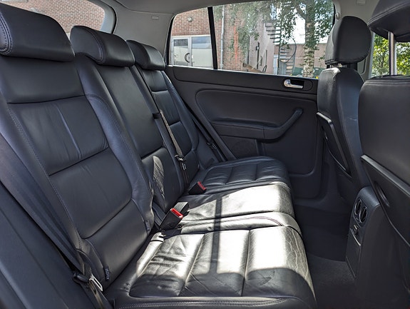 Volkswagen Golf Plus 22 of 28