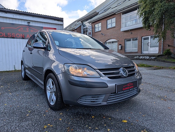 Volkswagen Golf Plus 2 of 28