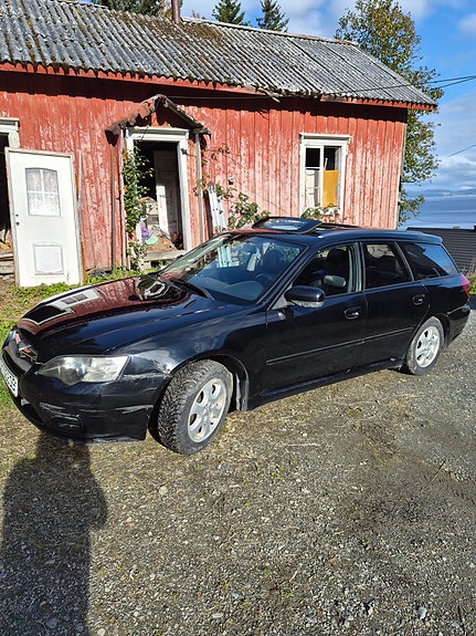 Subaru Legacy 14 of 15