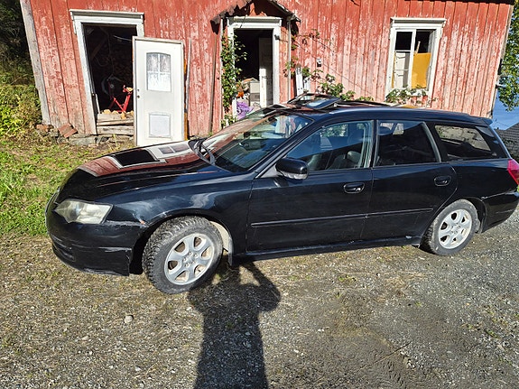 Subaru Legacy 7 of 15