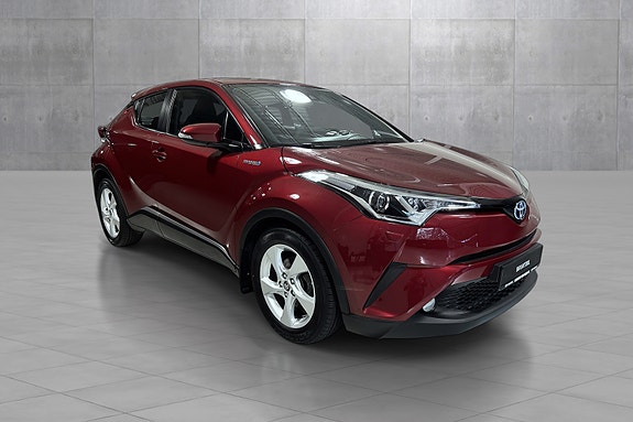 Toyota C-HR 7 of 30