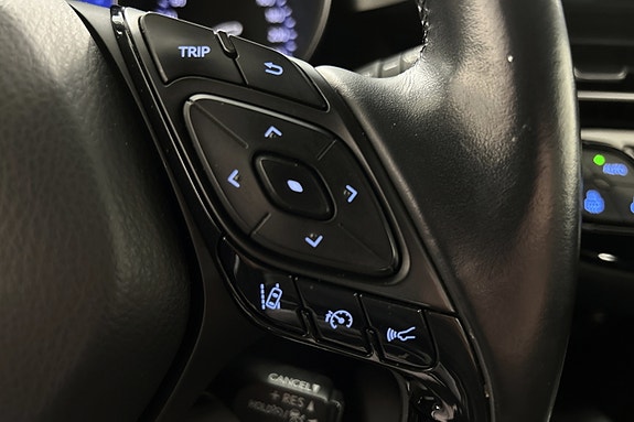 Toyota C-HR 29 of 30