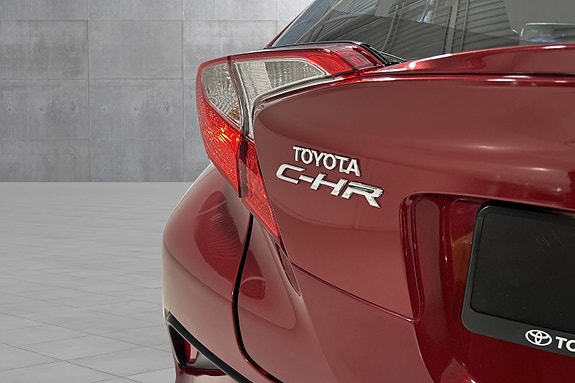 Toyota C-HR 21 of 30