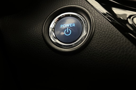 Toyota C-HR 27 of 30
