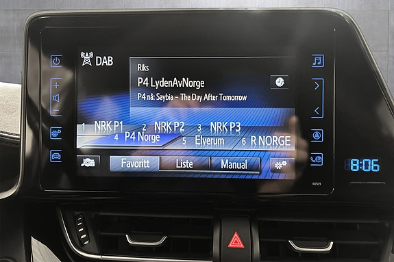 Toyota C-HR 13 of 30