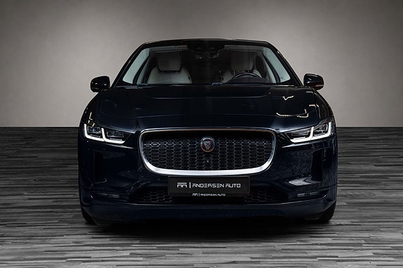 Jaguar I-PACE 9 of 30