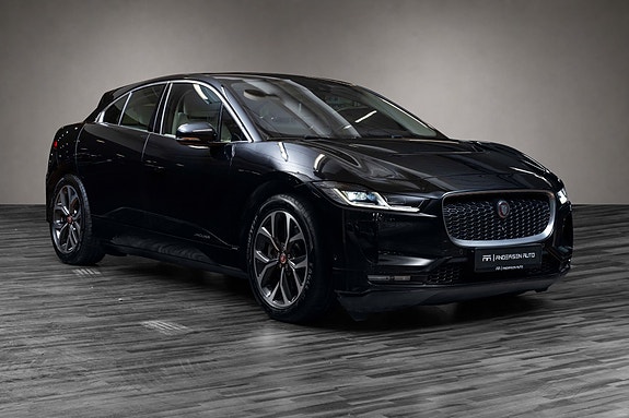Jaguar I-PACE 8 of 30