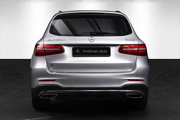 Mercedes-Benz GLC350 e 4 of 26
