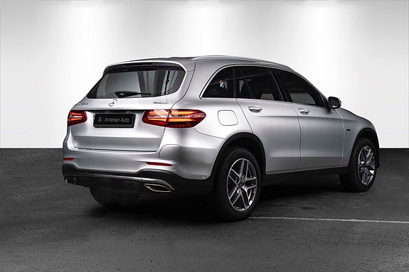 Mercedes-Benz GLC350 e 5 of 26