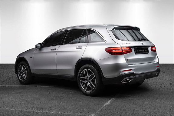 Mercedes-Benz GLC350 e 3 of 26