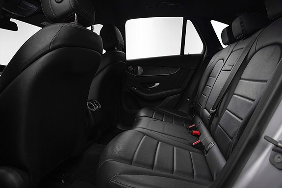Mercedes-Benz GLC350 e 15 of 26