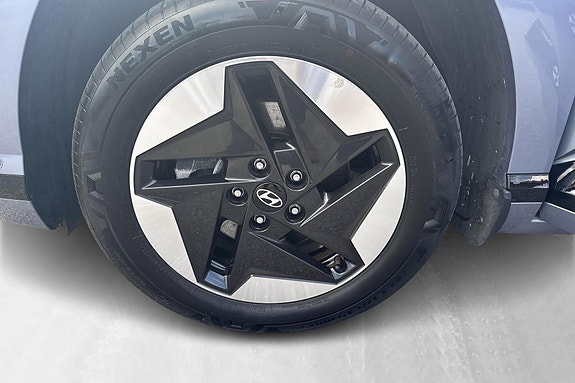 Hyundai Kona 16 of 19