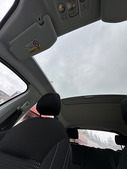 Peugeot 208 17 of 29
