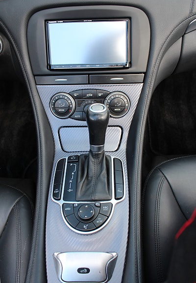 Mercedes-Benz SL550 14 of 25