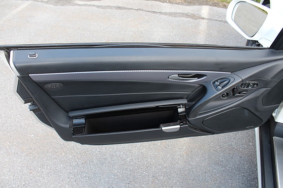 Mercedes-Benz SL550 21 of 25