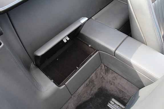 Mercedes-Benz SL550 20 of 25