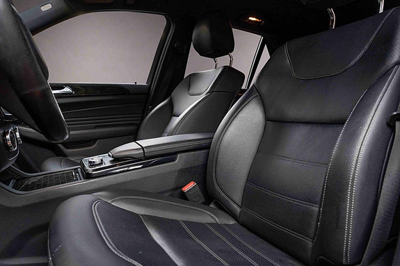 Mercedes-Benz GLE250 d 13 of 28
