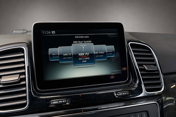Mercedes-Benz GLE250 d 24 of 28