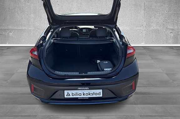 Hyundai IONIQ 5 of 12