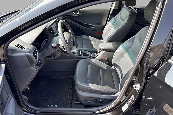 Hyundai IONIQ 6 of 12