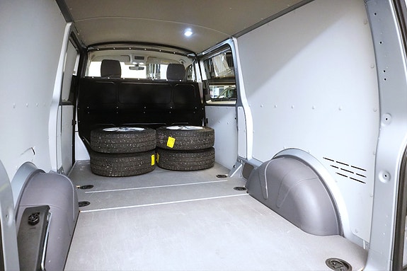 Volkswagen Transporter 29 of 29