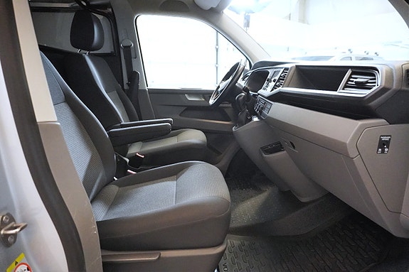 Volkswagen Transporter 21 of 29