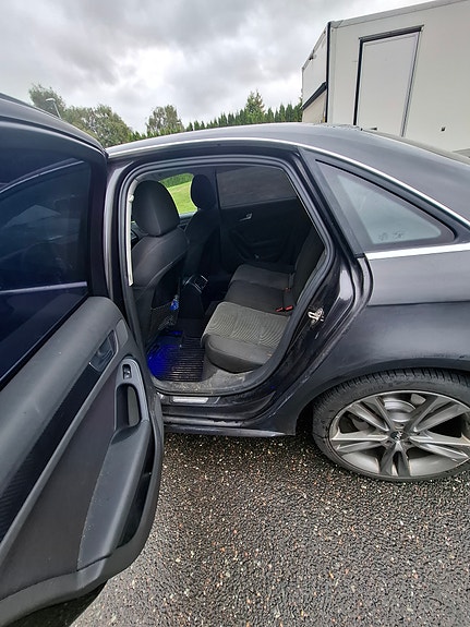 Audi A4 8 of 12