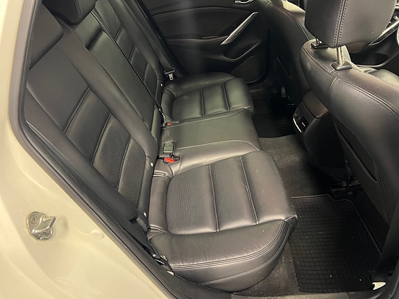 Mazda 6 9 of 21