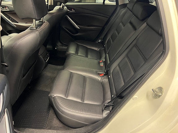 Mazda 6 10 of 21