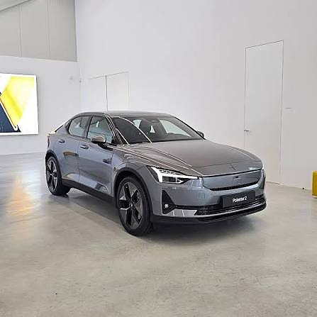 Polestar 2 9 of 11