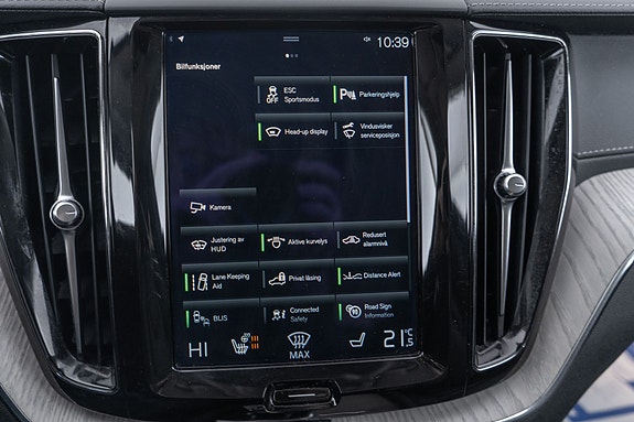 Volvo XC60 22 of 30