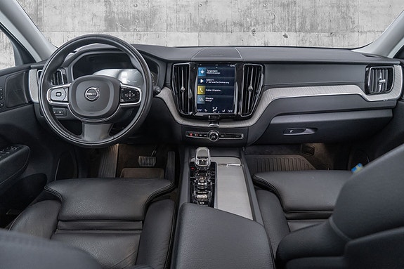 Volvo XC60 28 of 30