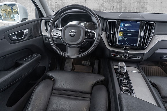 Volvo XC60 29 of 30