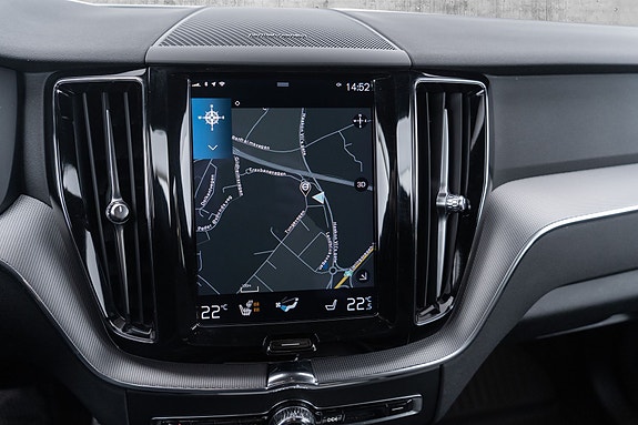Volvo XC60 23 of 30