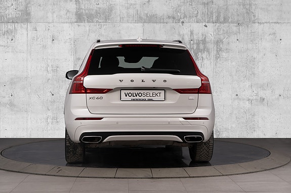 Volvo XC60 9 of 30