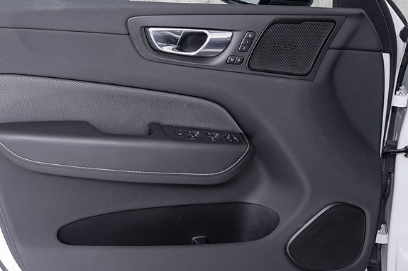 Volvo XC60 19 of 30