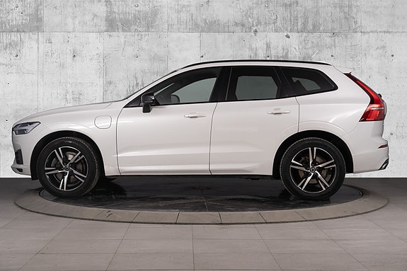 Volvo XC60 6 of 30